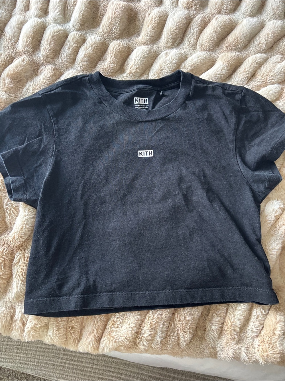 Kith Black Kids Short-Sleeve Crop Tee with Center Logo